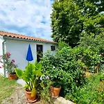 Garden - Two Bedroom Apartment Rovinj