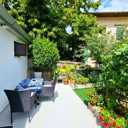 Garden - Two Bedroom Rovinj
