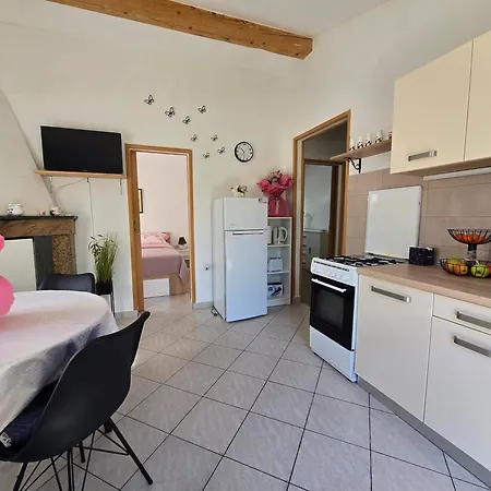 Garden - Two Bedroom Apartman Rovinj
